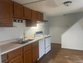 4490 N Virginia Mines Rd, Unit 2 in St. Clair, MO - Building Photo - Building Photo