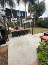 364 N San Vicente Blvd in West Hollywood, CA - Building Photo - Building Photo