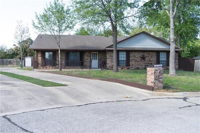 1209 Olmos Creek Pl in Denton, TX - Building Photo - Building Photo