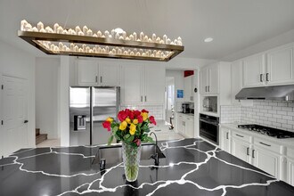 10336 Early Morning Ave in Las Vegas, NV - Building Photo - Building Photo