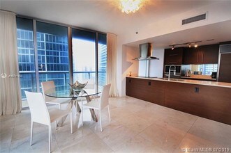 485 Brickell Ave-Unit -2102 in Miami, FL - Building Photo - Building Photo