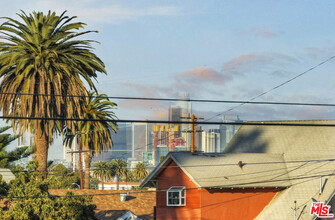 1952 W 48th St in Los Angeles, CA - Foto de edificio - Building Photo