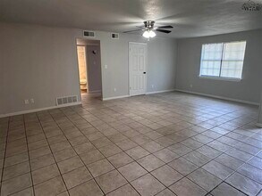 4638 Cascades Dr in Wichita Falls, TX - Building Photo - Building Photo