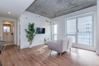 1635 Rue Berri in Montréal, QC - Building Photo - Building Photo