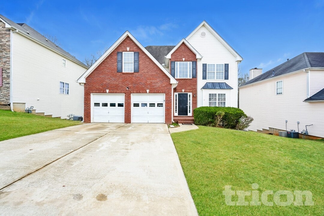 120 Dairyland Dr in Covington, GA - Building Photo