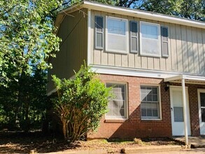 118 Lafayette Ct in Lagrange, GA - Building Photo - Building Photo