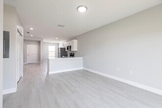 12167 Tetzel Ave in Port Charlotte, FL - Building Photo - Building Photo