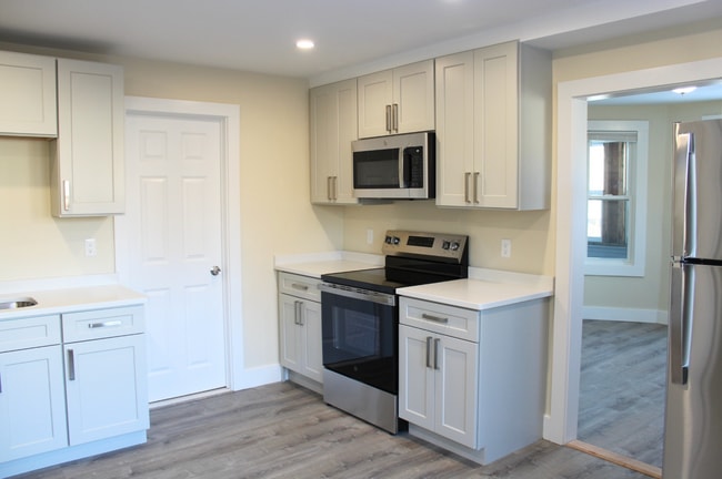 78 Endicott St, Unit 1L