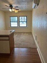 241 High St NE in Salem, OR - Building Photo - Building Photo