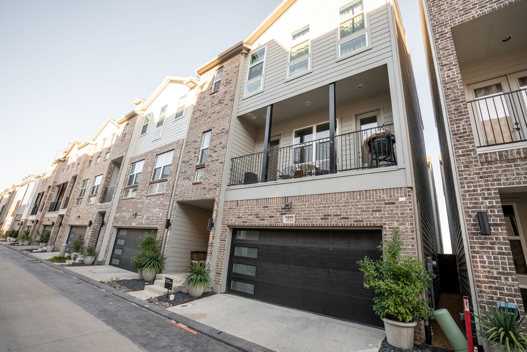 2522 El Camino Ln in Dallas, TX - Building Photo