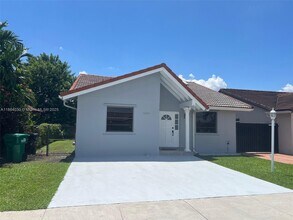 13310 SW 40th St in Miami, FL - Building Photo - Building Photo