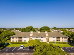 The Preserve in Sunrise, FL - Building Photo - Building Photo