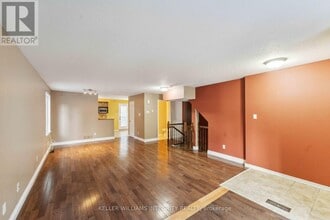 562 Reardon Private in Ottawa, ON - Building Photo - Building Photo