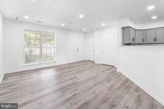 1804 Watch House Cir S in Severn, MD - Building Photo - Building Photo
