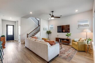 5808 Rangeland Rd in Austin, TX - Building Photo - Building Photo