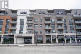 1350 Hemlock Rd in Ottawa, ON - Building Photo