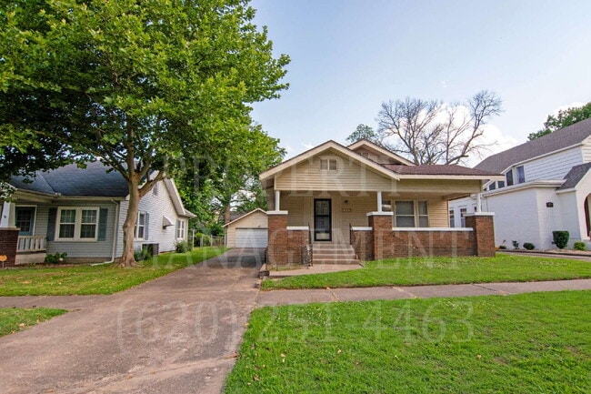 property at 1207 W 4th St