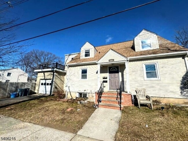property at 2505 Girard Pl