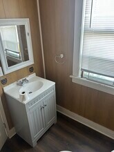 33 S McKinley Ave, Unit 1 in Alliance, OH - Building Photo - Building Photo