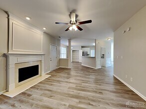 6848 Deer Trail Ln in Stone Mountain, GA - Building Photo - Building Photo