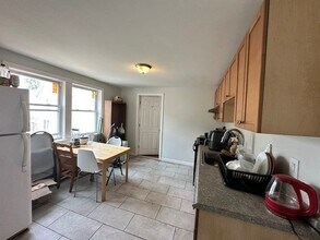 9 Lincoln St in Somerville, MA - Building Photo - Building Photo