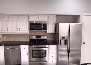 13043 Skymeadow Dr in Houston, TX - Building Photo - Building Photo