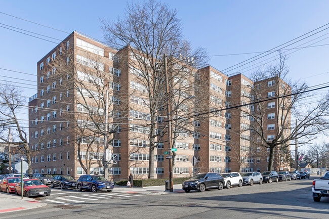 Woodlawn Veterans Mutual Housing Co-op