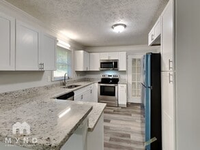 360 Heaton Rd in Covington, GA - Building Photo - Building Photo
