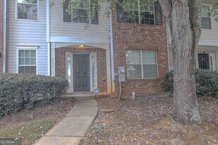 2754 Vining Ridge Terrace in Decatur, GA - Building Photo