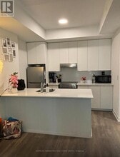 150 Canon Jackson Dr in Toronto, ON - Building Photo - Building Photo