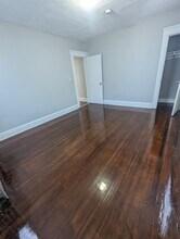 1463 Dixwell Ave, Unit 2 in Hamden, CT - Building Photo - Building Photo