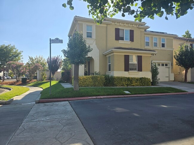 property at 17302 Walnut Burl Ln