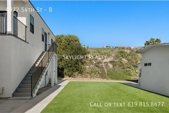 4972 54th St in San Diego, CA - Foto de edificio - Building Photo