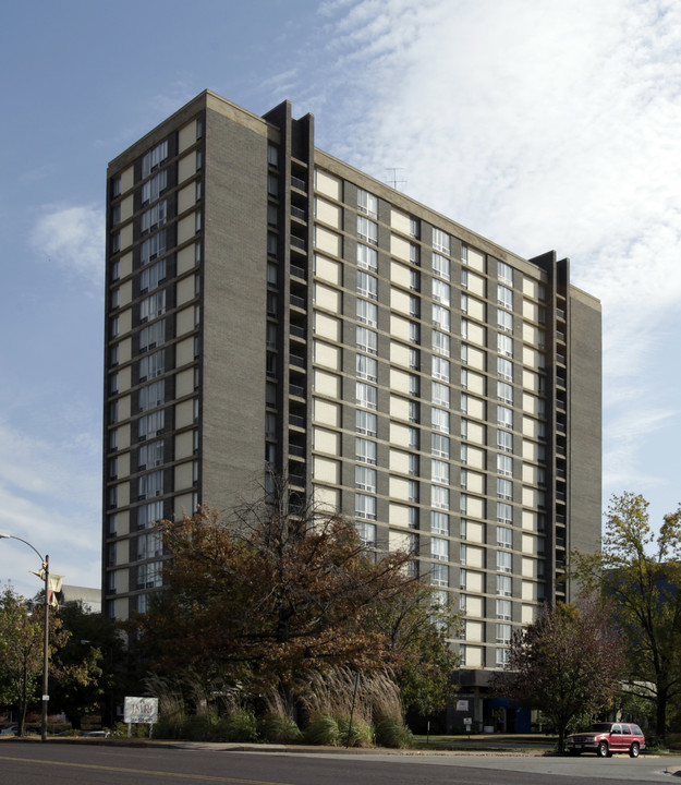 Heritage House in St. Louis, MO - Building Photo