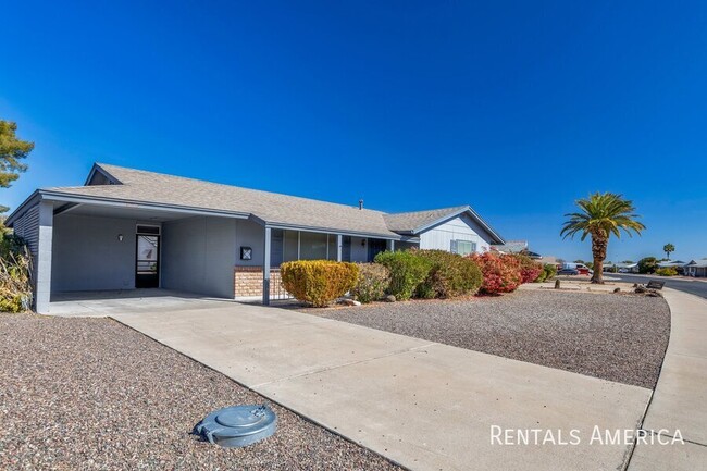 10310 W Cumberland Dr in Sun City, AZ - Building Photo - Building Photo