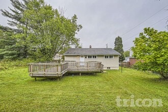 2012 Royal Garden Dr in Baltimore, MD - Building Photo - Building Photo