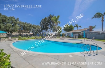 19872 Inverness Ln in Huntington Beach, CA - Building Photo - Building Photo