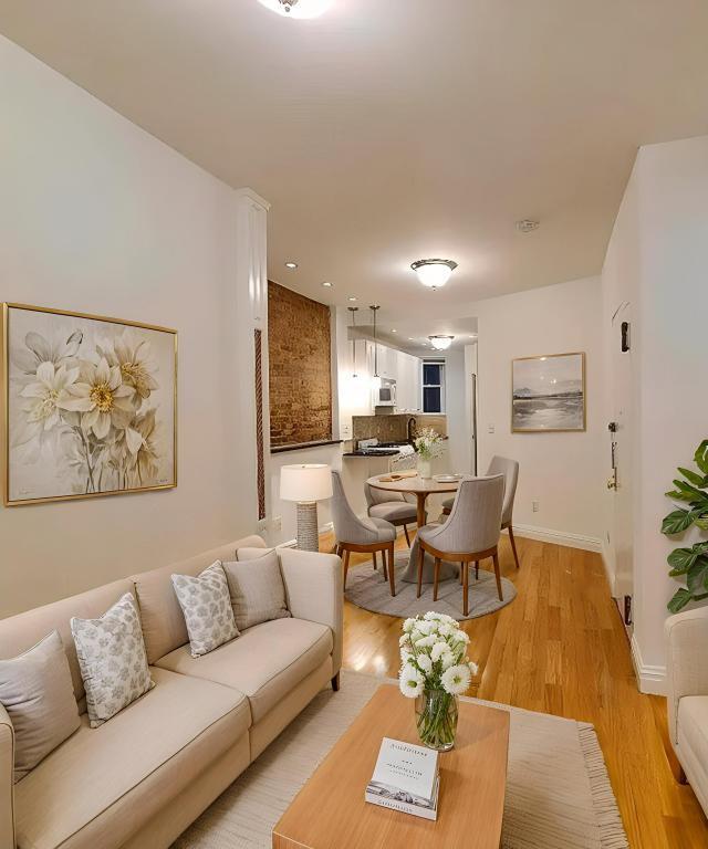 property at 401 E 90th St