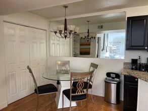 5150 S Jones Blvd in Las Vegas, NV - Building Photo - Building Photo