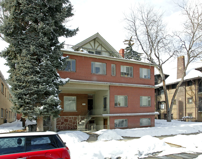 Cross Park Apartments in Denver, CO - Building Photo - Building Photo