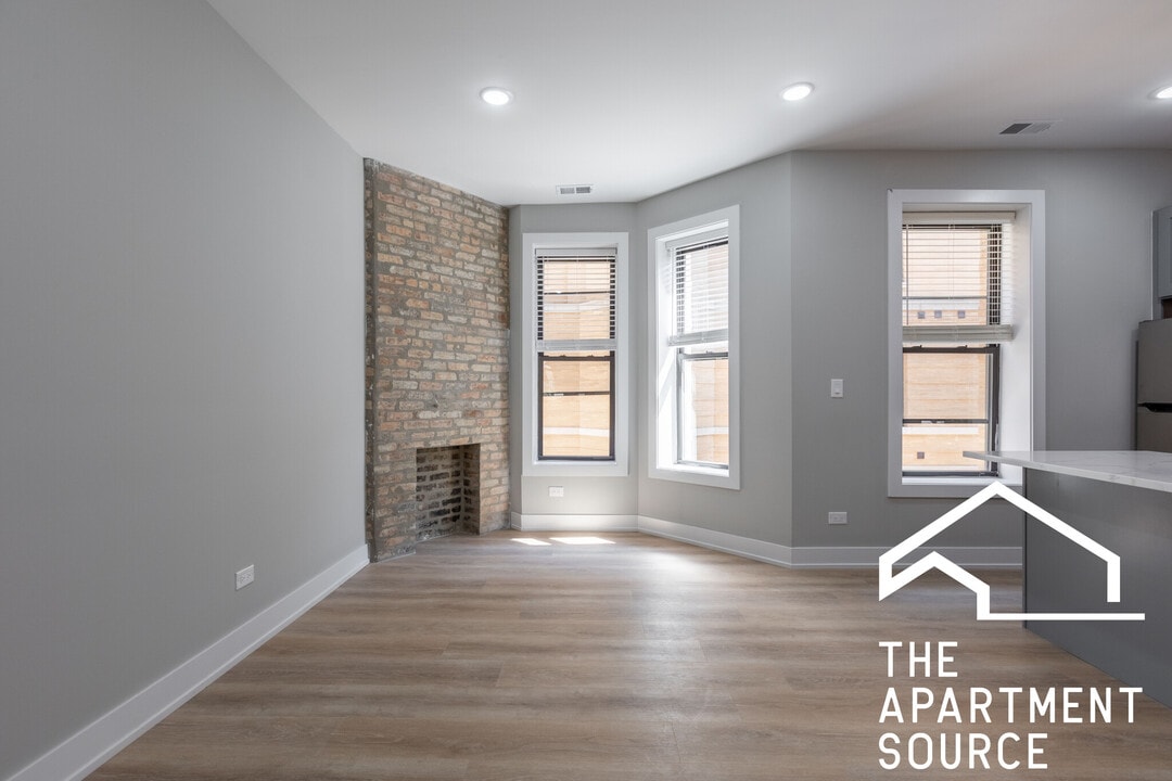 423 W Belden Ave, Unit 2 in Chicago, IL - Foto de edificio