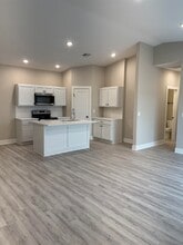 12950 E Blake St in Wichita, KS - Building Photo - Building Photo