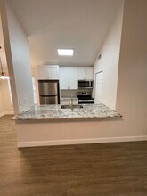 3760 Carmichael Ct in Palm Harbor, FL - Building Photo - Building Photo