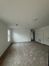 16527 Pine Arrow Dr in Conroe, TX - Foto de edificio - Building Photo