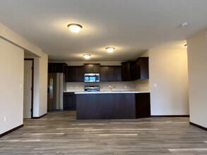 2200 4th Ln SE in Cambridge, MN - Building Photo - Building Photo