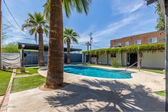 4235 N 13th Pl, Unit apt 2 in Phoenix, AZ - Building Photo - Building Photo