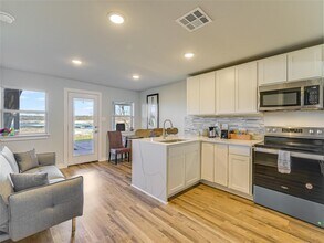 1704 Blue Cat Ln in Austin, TX - Building Photo - Building Photo
