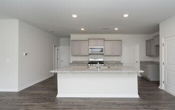 568 Turpentine Trl in Savannah, GA - Building Photo - Building Photo