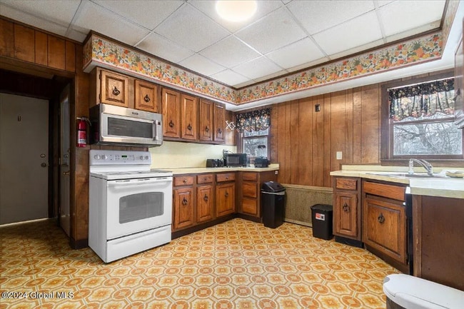 100 Park Pl in Schenectady, NY - Foto de edificio - Building Photo