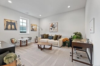 113 Shea Cir in Cheshire, CT - Building Photo - Building Photo